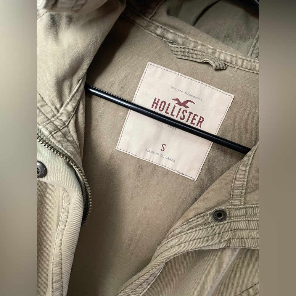 Hollister Jacket - Picture 2 of 4